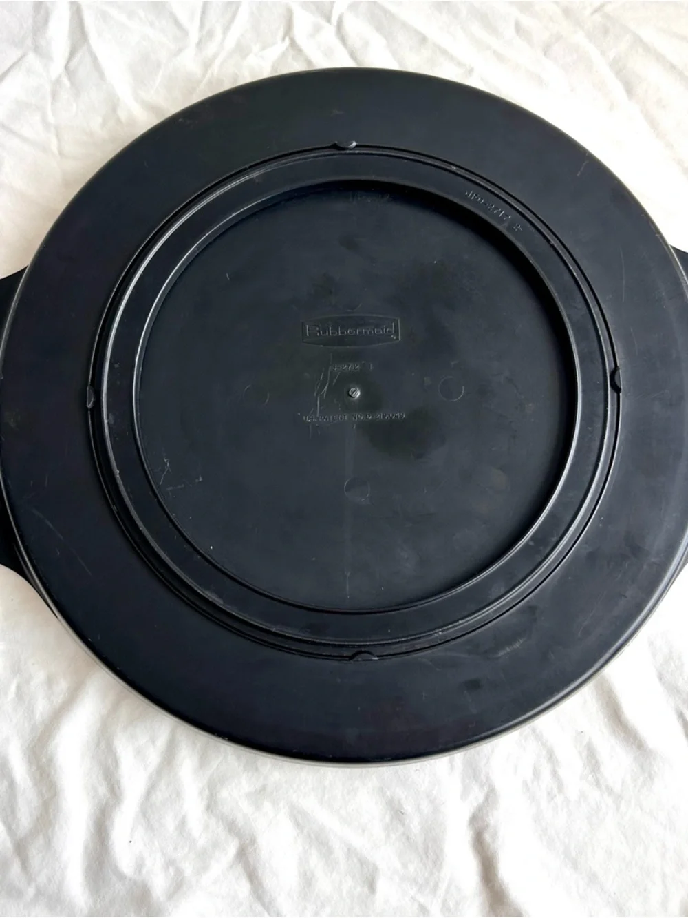 Rubbermaid Retro Round Lazy Susan Tray with Blue Floral Sunburst on Green